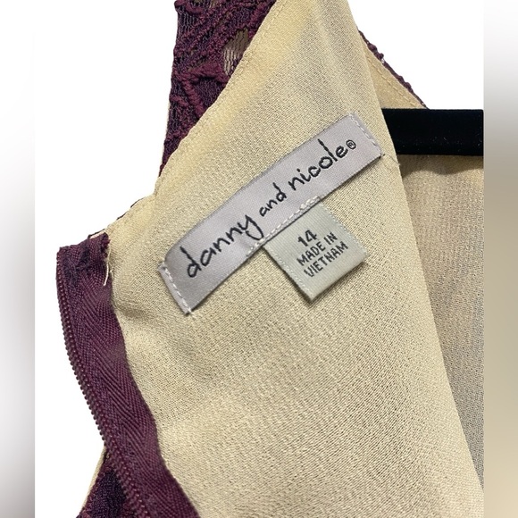 Danny and Nicole Dress, Plum Purple Lace on Nude Color Lining, Sleeveless, Sz 14 - Picture 7 of 7